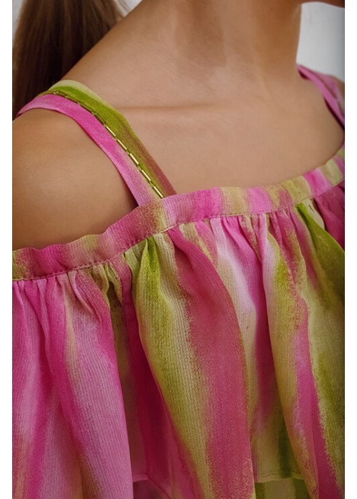 T-shirt ruffle color 