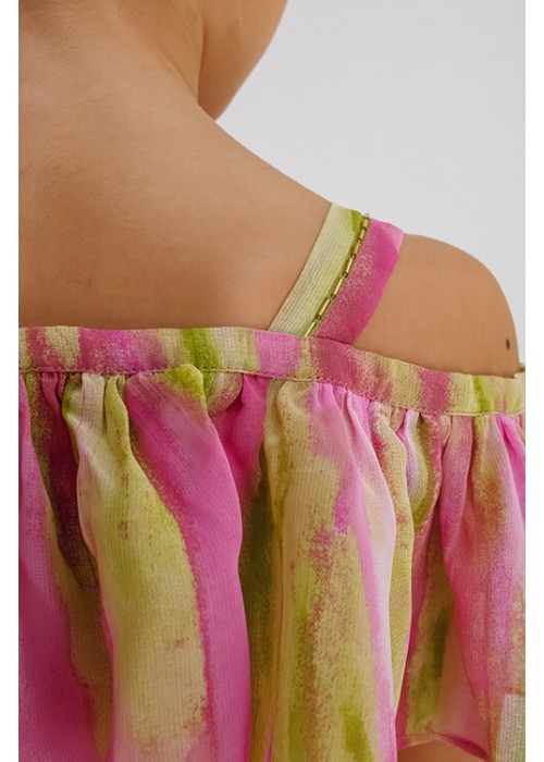 T-shirt ruffle color 