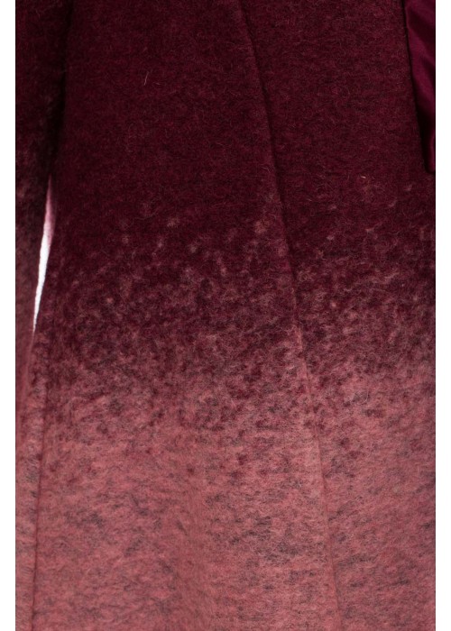 Coat with a "llama" burgundy pink