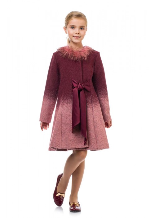Coat with a "llama" burgundy pink