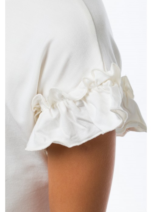 T-shirt with ruffles below white