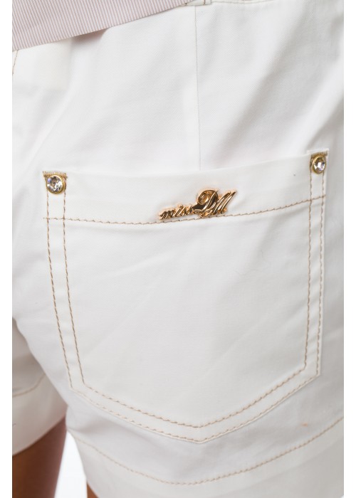 Shorts with beige anchor white 