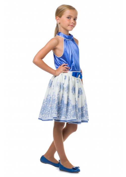 Suit shirt blue silk and milk skirt with blue embroidery