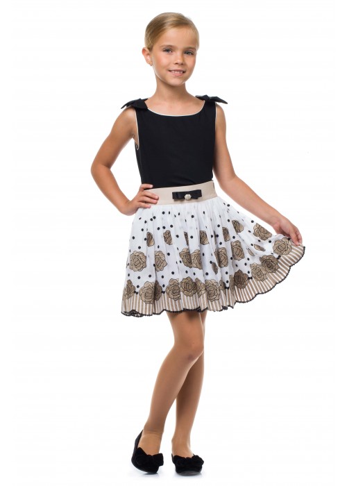 Suit T-shirt black with milk finish and skirt milk cotton with coffee roses