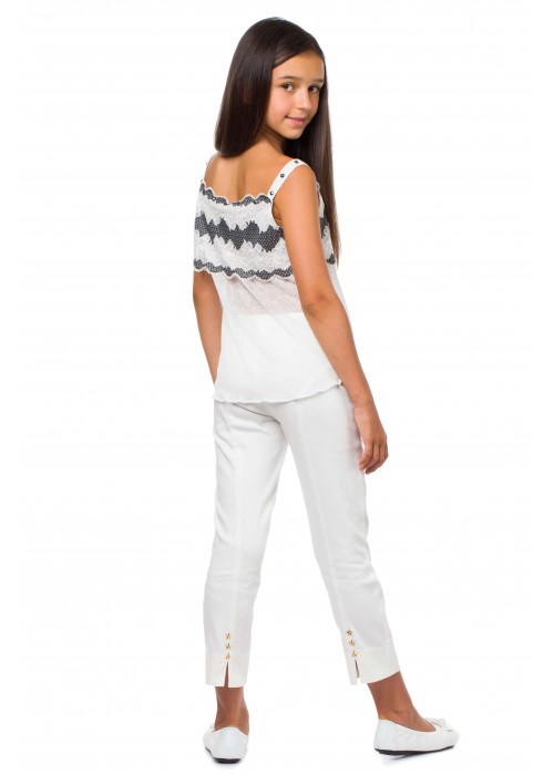 White capri pants