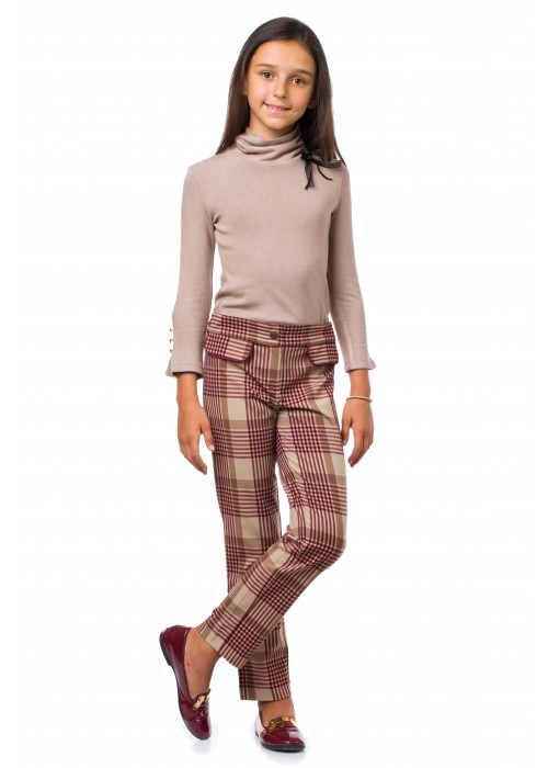 Golf "Vienna" with cappuccino bows