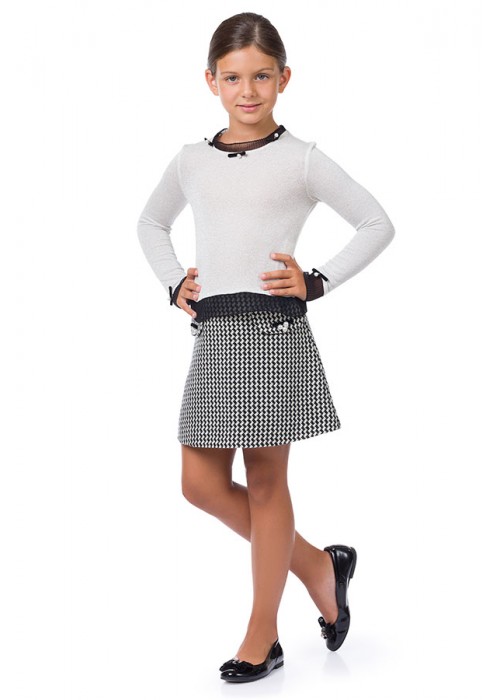 Golf with black corrugation silver